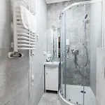 Lubomirskiego 23 - Great Location, 10 Min To Main Square By Foot, Right Next To Main Rail And Bus Station 3*