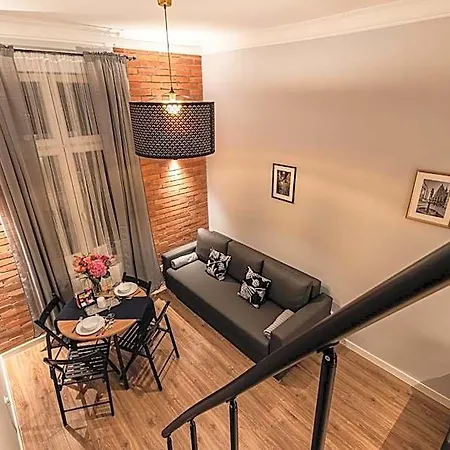Lubomirskiego 23 - Great Location, 10 Min To Main Square By Foot, Right Next To Main Rail And Bus Station