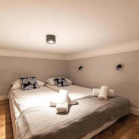 Lubomirskiego 23 - Great Location, 10 Min To Main Square By Foot, Right Next To Main Rail And Bus Station Hotel apartamentowy