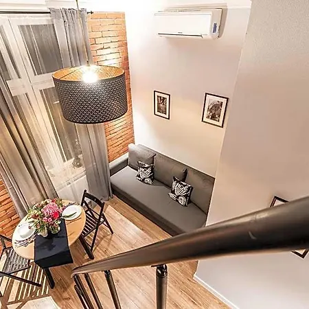 Lubomirskiego 23 - Great Location, 10 Min To Main Square By Foot, Right Next To Main Rail And Bus Station Hotel apartamentowy Kraków