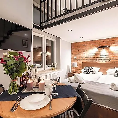 Lubomirskiego 23 - Great Location, 10 Min To Main Square By Foot, Right Next To Main Rail And Bus Station