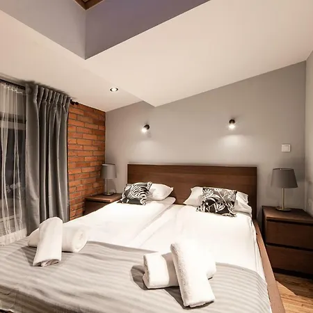 Lubomirskiego 23 Residence: Near Main Square & Station *