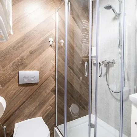 Lubomirskiego 23 Residence: Near Main Square & Station Aparthotel Krakow