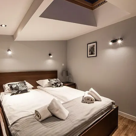 Lubomirskiego 23 Residence: Near Main Square & Station Aparthotel *