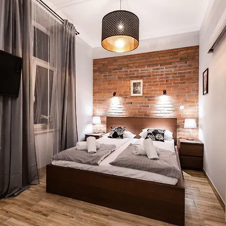 Lubomirskiego 23 Residence: Near Main Square & Station